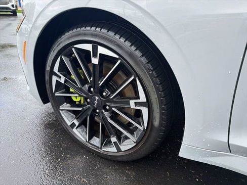 Used 2025 Kia K5 GT FWD image 6