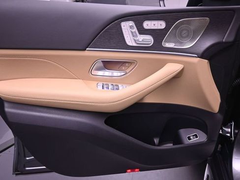 Used 2026 Mercedes-Benz GLS 450 4MATIC image 20