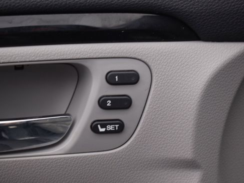 Used 2019 Honda Pilot Touring image 19