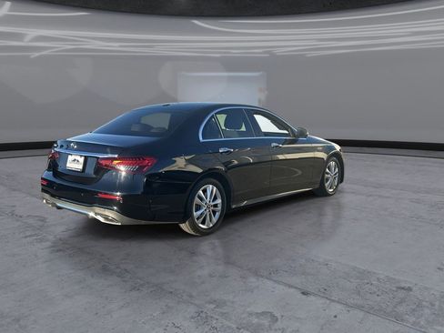 Used 2022 Mercedes-Benz E 350 Sedan image 5
