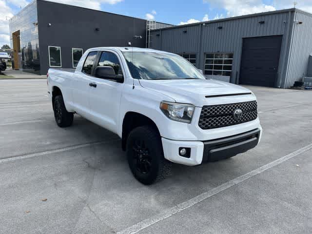 Used 2019 Toyota Tundra SR5 w/ SX Package AWD/4WD image 3