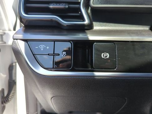 Used 2023 Kia Sportage EX AWD/4WD image 35