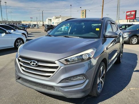 Used 2018 Hyundai Tucson Value w/ Cargo Package image 7