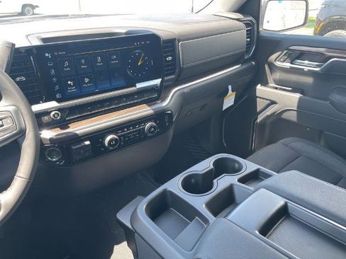 New 2025 Chevrolet Silverado 1500 LT image 14