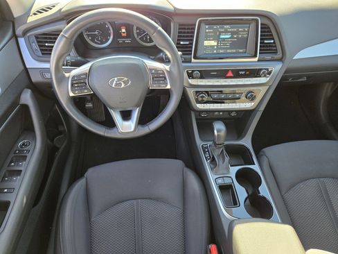 Used 2018 Hyundai Sonata SEL w/ Cargo Package image 13