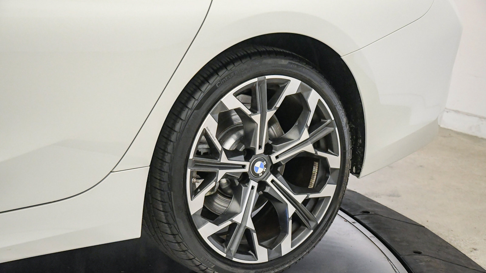 Used 2026 BMW 330i Sedan w/ Premium Package RWD image 11