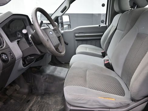 Used 2014 Ford F250 XL w/ XL Value Package image 10