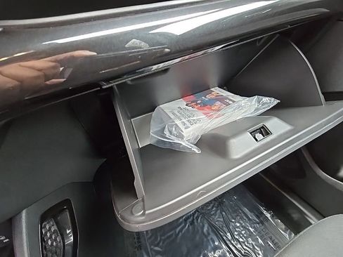 Used 2023 Chevrolet TrailBlazer LT w/ Convenience Package image 24