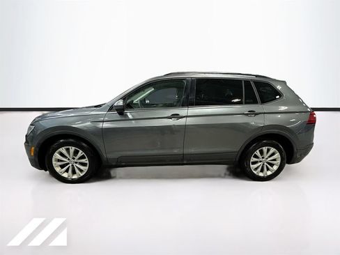 Used 2018 Volkswagen Tiguan S w/ 3rd Row Seat Package AWD/4WD image 8
