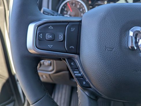 New 2026 RAM 1500 4x4 Crew Cab image 18