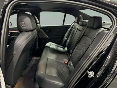 New 2026 BMW 530i xDrive w/ M Sport Package AWD/4WD image 9