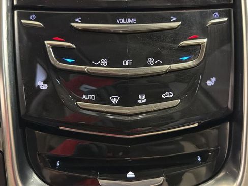 Used 2015 Cadillac SRX Luxury w/ Driver Awareness Package image 28