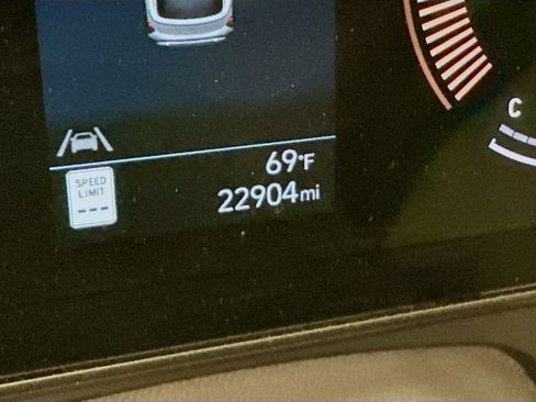 Used 2025 Hyundai Kona SEL image 19