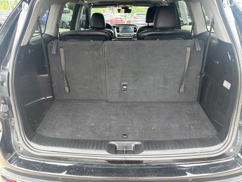 Used 2017 Toyota Highlander Limited AWD/4WD image 46