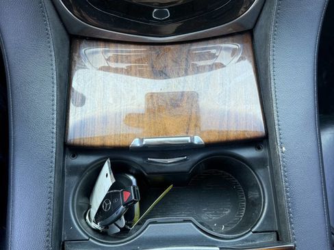 Used 2017 Cadillac Escalade Luxury image 15