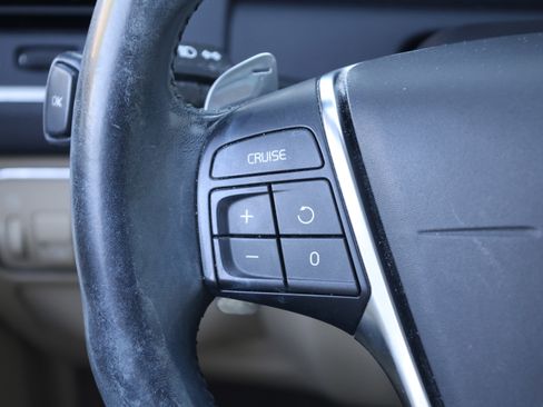 Used 2014 Volvo XC60 T6 image 18