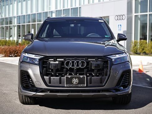 Used 2025 Audi Q7 3.0T Prestige image 13