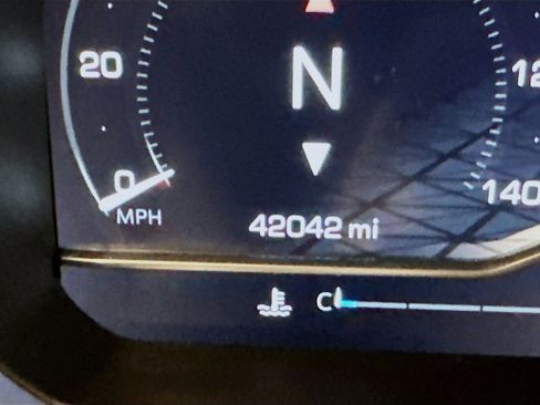 Used 2023 GMC Sierra 1500 Elevation w/ LPO, Elevation Black Package image 19