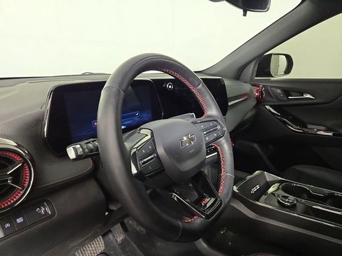 Used 2025 Chevrolet Equinox RS w/ Convenience Package III image 14