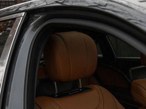 Used 2018 Mercedes-Benz Maybach S 560 4MATIC image 55