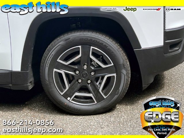 New 2026 Jeep Cherokee Laredo AWD/4WD image 3