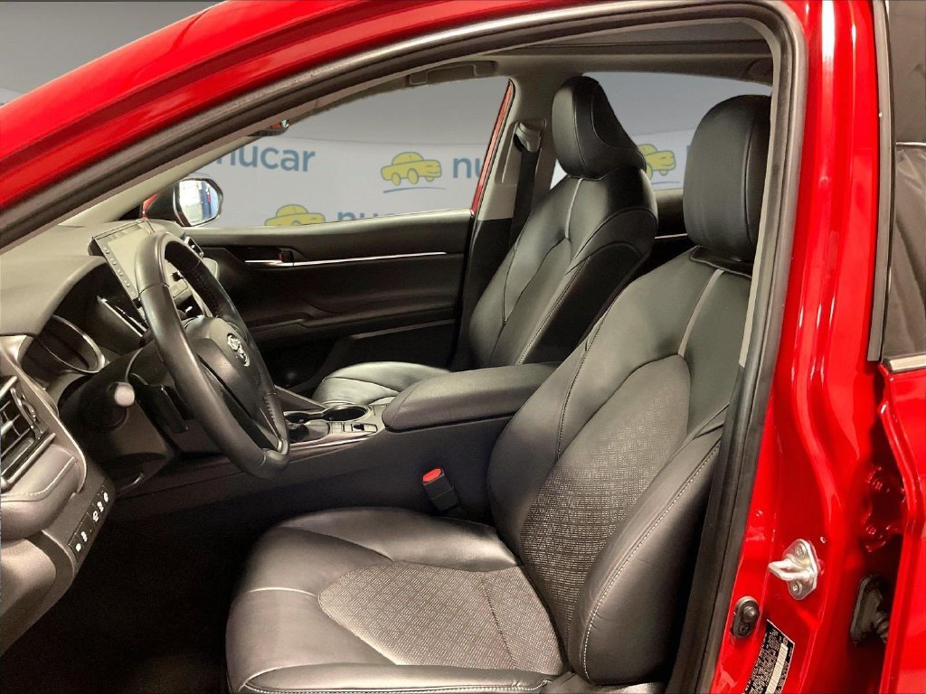 Used 2022 Toyota Camry XSE AWD/4WD image 10
