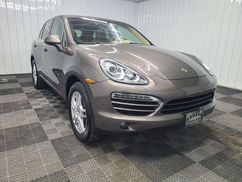 Used 2013 Porsche Cayenne Diesel AWD/4WD image 14