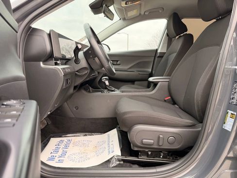 Used 2024 Hyundai Kona SEL image 25