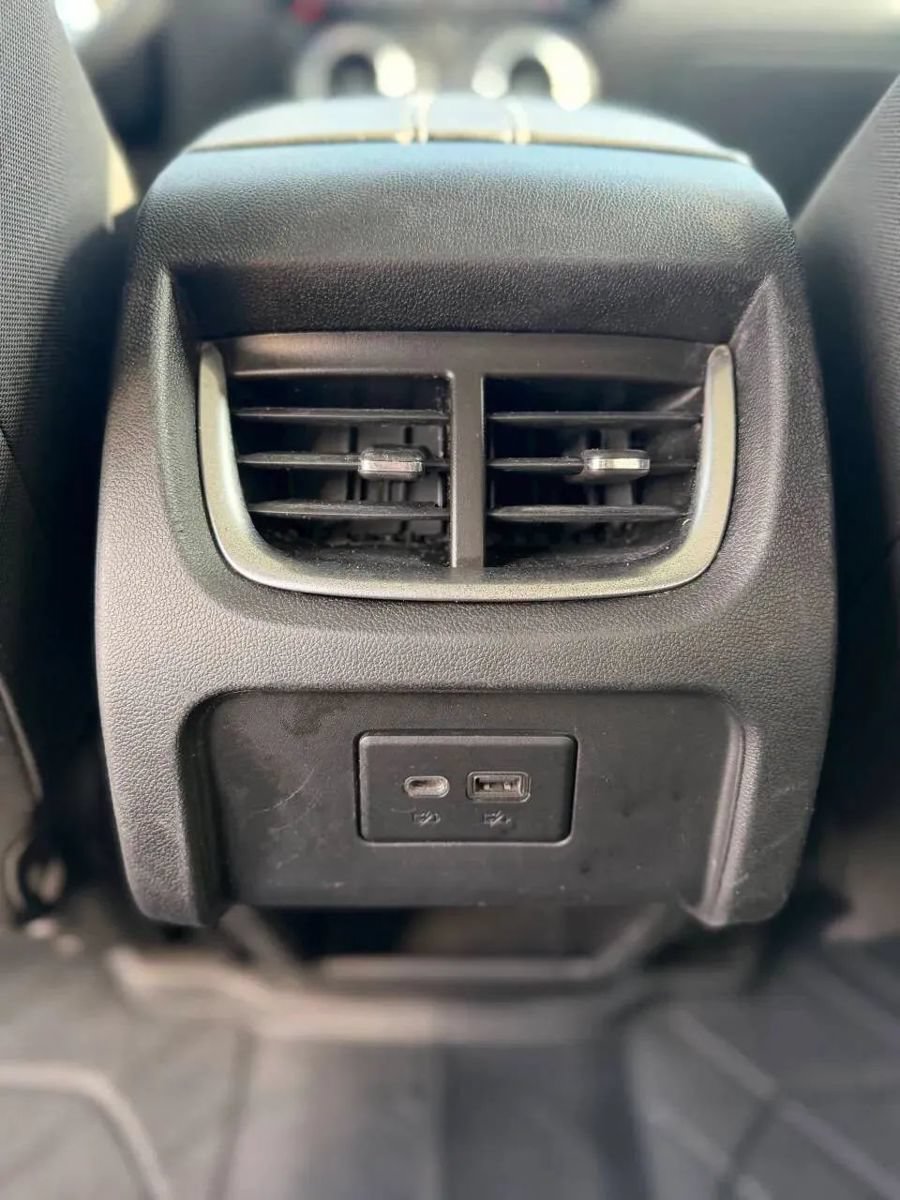 Used 2020 Chevrolet Blazer LT AWD/4WD image 18