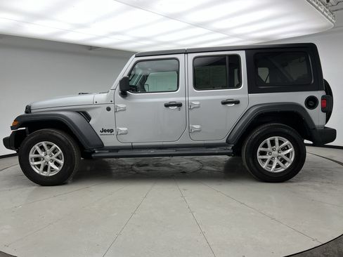 Used 2023 Jeep Wrangler Unlimited Sport AWD/4WD image 2