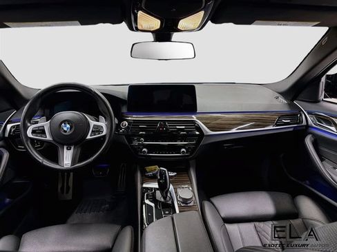 Used 2021 BMW 530i xDrive w/ M Sport Package AWD/4WD image 25