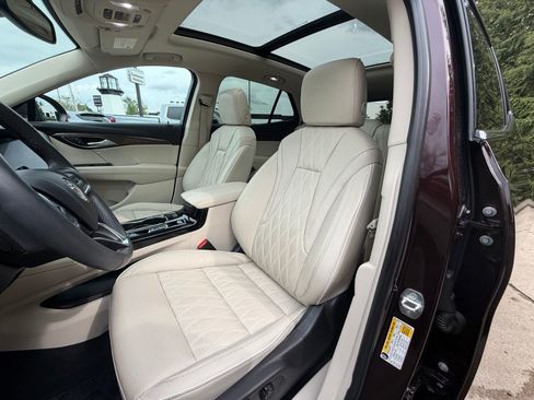 Used 2021 Buick Envision Avenir image 11