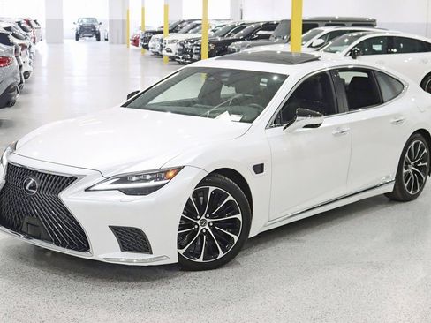 Used 2022 Lexus LS 500h AWD w/ Luxury Package image 7
