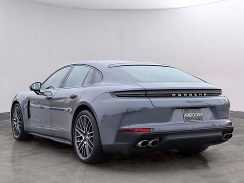 New 2026 Porsche Panamera image 3