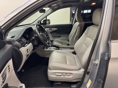 Used 2020 Honda Pilot Elite image 14
