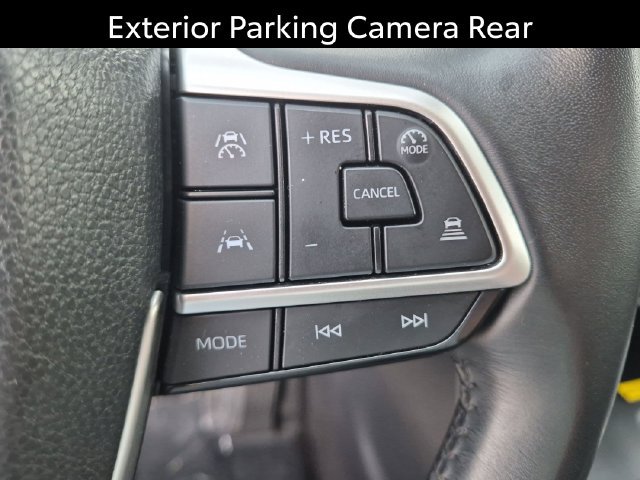 Used 2025 Toyota Grand Highlander AWD image 18