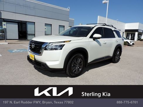 Used 2022 Nissan Pathfinder SV w/ Cargo Package FWD image 1