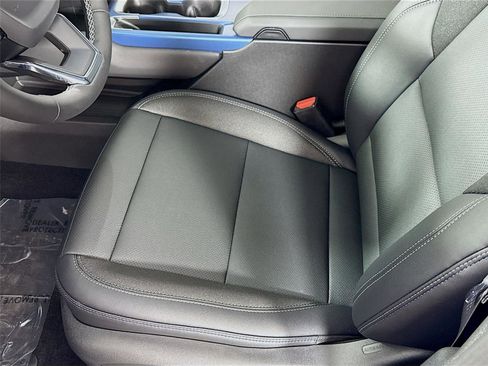 New 2026 Chevrolet Equinox EV LT AWD/4WD image 14