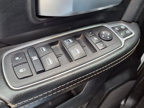 Used 2024 RAM 2500 Big Horn AWD/4WD image 16