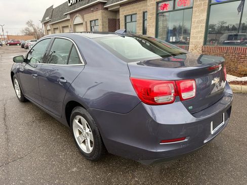 Used 2015 Chevrolet Malibu LT image 7