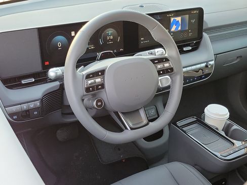 Certified 2025 Hyundai Ioniq 5 SEL image 7