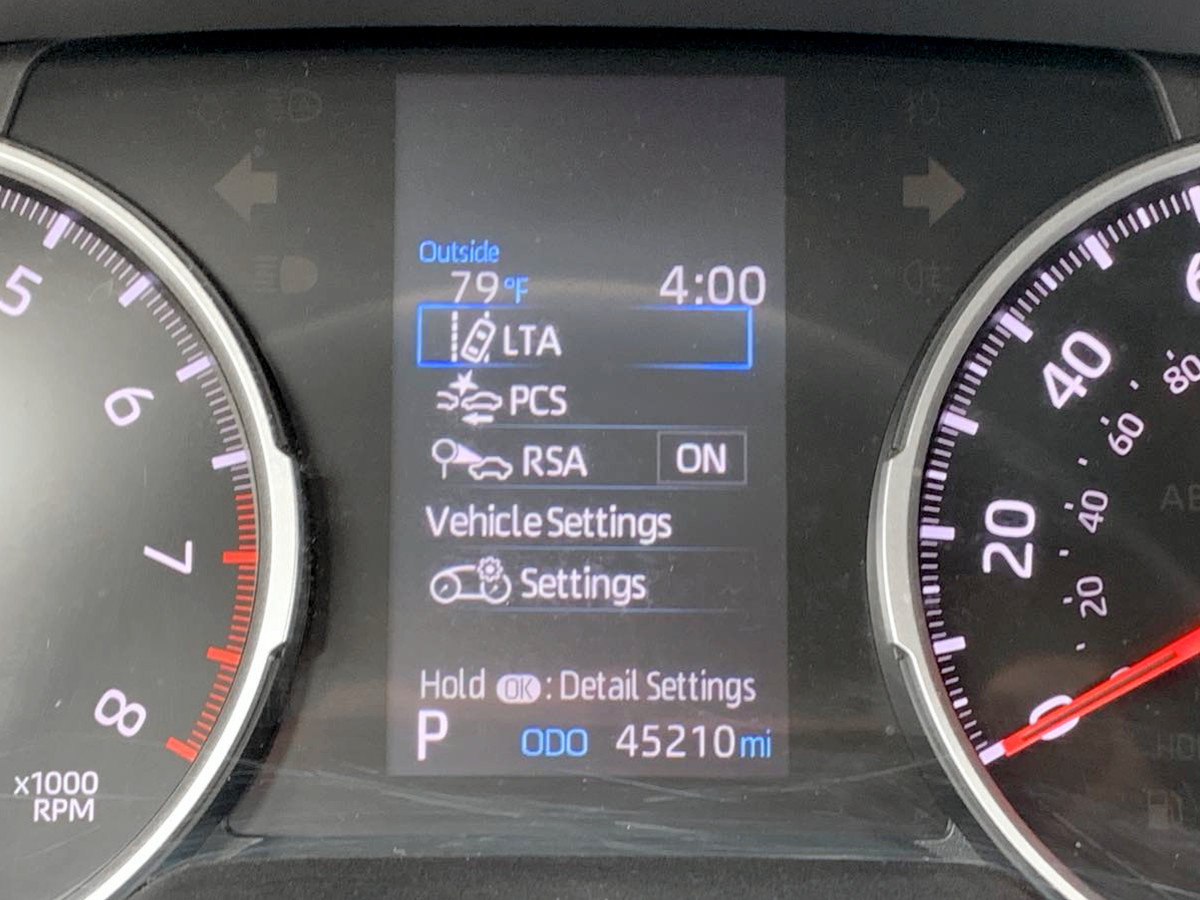 Used 2022 Toyota RAV4 LE AWD/4WD image 21