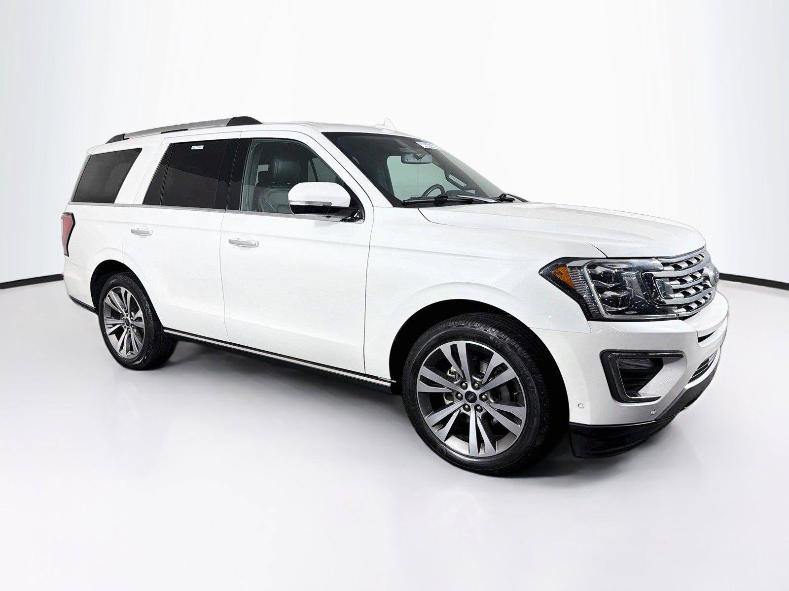 Used 2020 Ford Expedition Limited w/ Equipment Group 302A AWD/4WD image 2