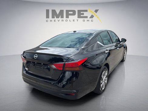Used 2025 Nissan Altima 2.5 S FWD image 5