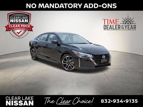 Certified 2025 Nissan Sentra SR w/ SR Premium Package FWD image 1