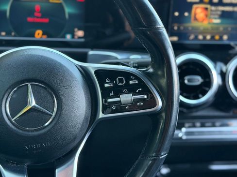 Used 2023 Mercedes-Benz GLB 250 4MATIC image 44