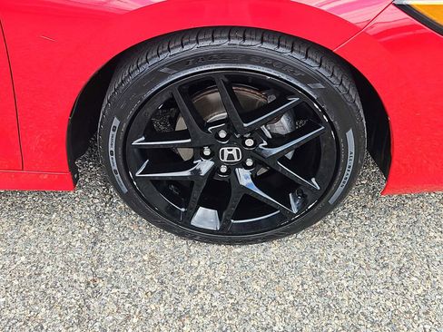 Used 2023 Honda Civic Sport image 10