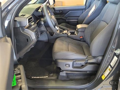 New 2024 Toyota Tacoma 4x4 Double Cab image 14