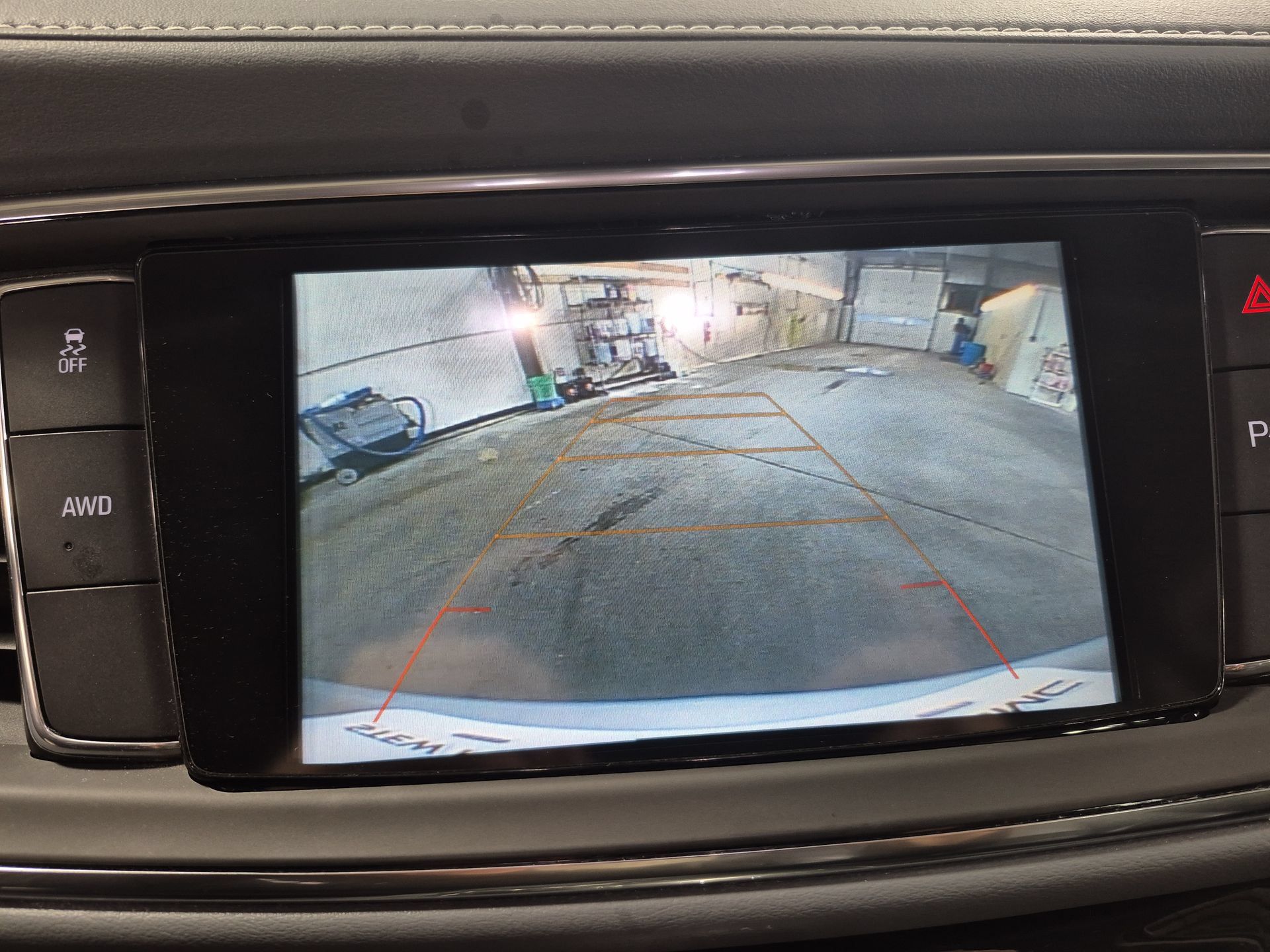 Used 2019 Buick Enclave Essence AWD/4WD image 15