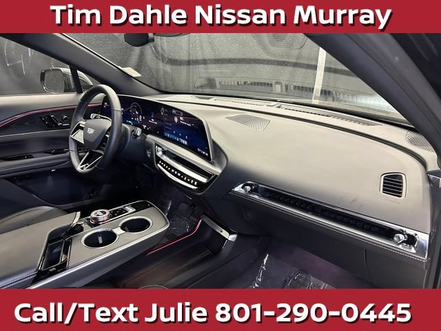 Used 2024 Cadillac Lyriq Luxury AWD/4WD image 17